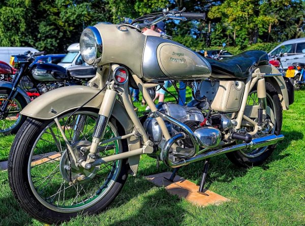 DOUGLAS DRAGONFLY (1950г.)