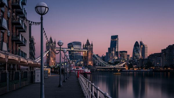 Riverside of the Thames (London, England)
