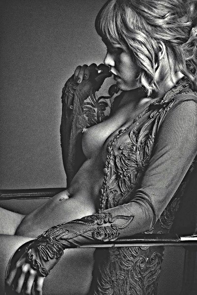 Блондиночка