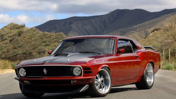 ford-mustang-fastback-muscle-classic