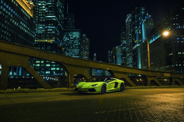 lamborghini-aventador-lp700
