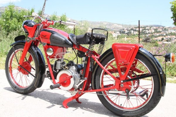 MOTO GUZZI PLS250 (1938г.)