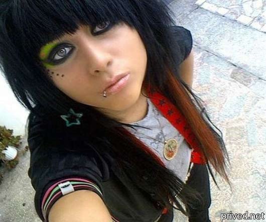 emo-prikolnie-devushki-06