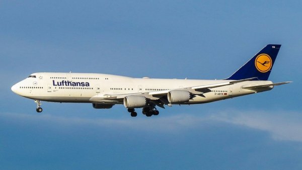 Boeing 747-8I германской авиакомпании Lufthansa