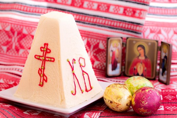 Царская творожная пасха с маковой начинкой