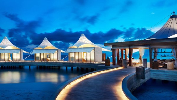 Beach-bungalows-sweet-ocean