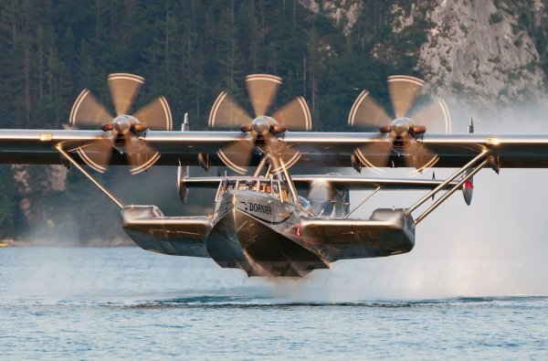 0 19758f 5c81309a orig