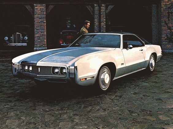 Oldsmobile Toronado (1970)