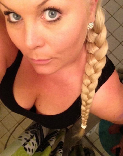 AE380-0CEE-4F5F-997D-5F65844E098F