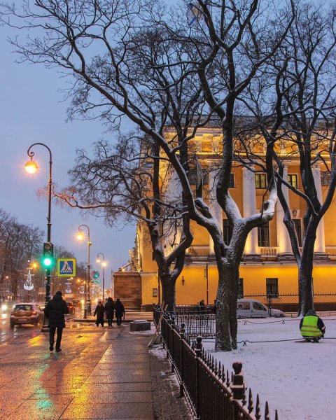 Вечерние улицы зимнего Питера