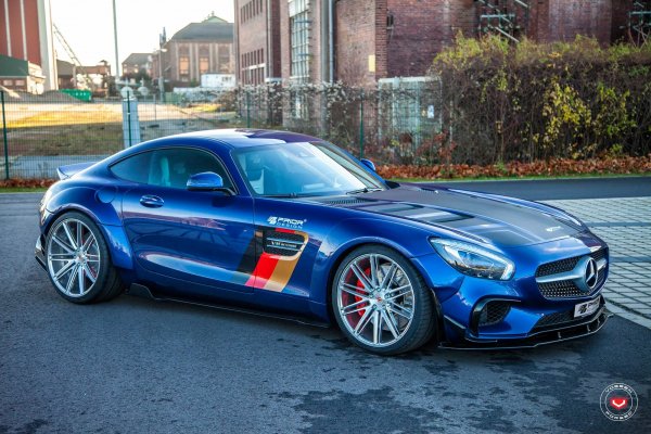 Mercedes-benz-gts-amg-blue