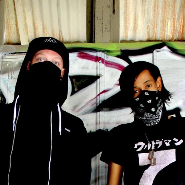 Gutter Brothers - Nows Tha Time