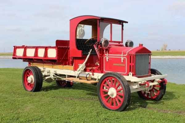 PIERCE-ARROW TRUCK (1919г.)