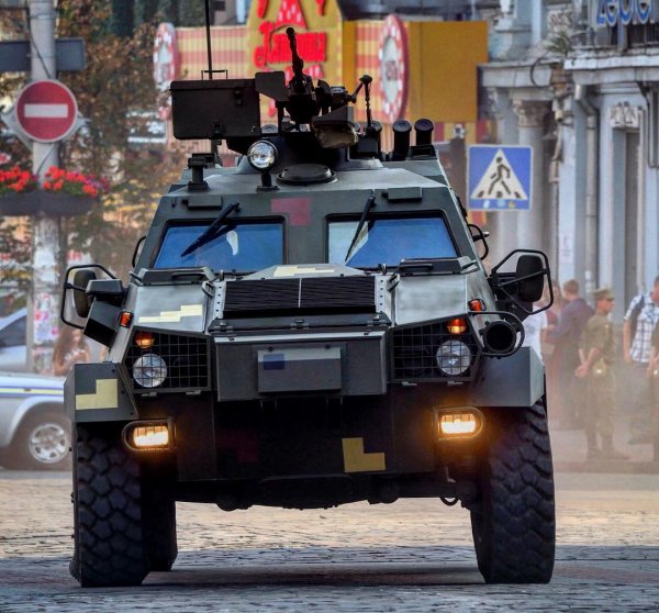 Бронетранспортер Дозор-Б 95одшбр ВДВ ЗСУ 2016