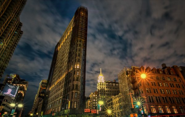 Flat-iron-building-new-york-city-fletairon-bilding-niu-iork