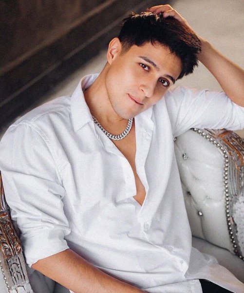 Хабиб - На 4 Этаже