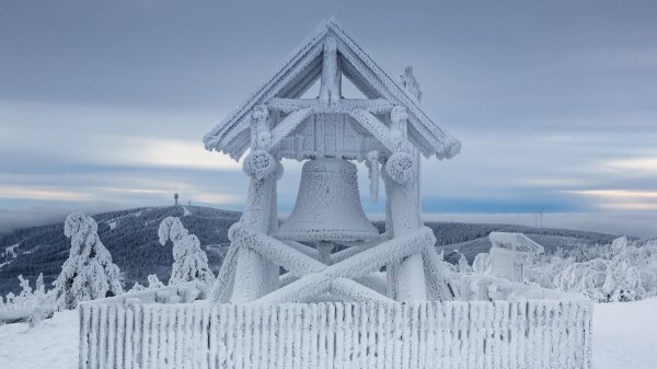 FriedensglockeFichtelberg Колокол Мира UHD
