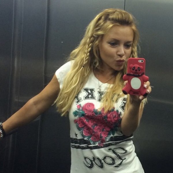 Лера Туманова