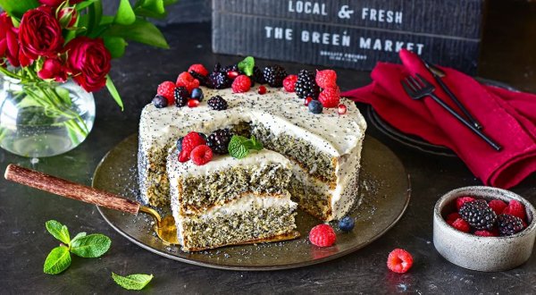 Маковый торт со сметанным кремом