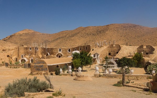 Тунис пещерный город Матмата