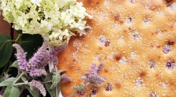 Заливной вишнёвый пирог