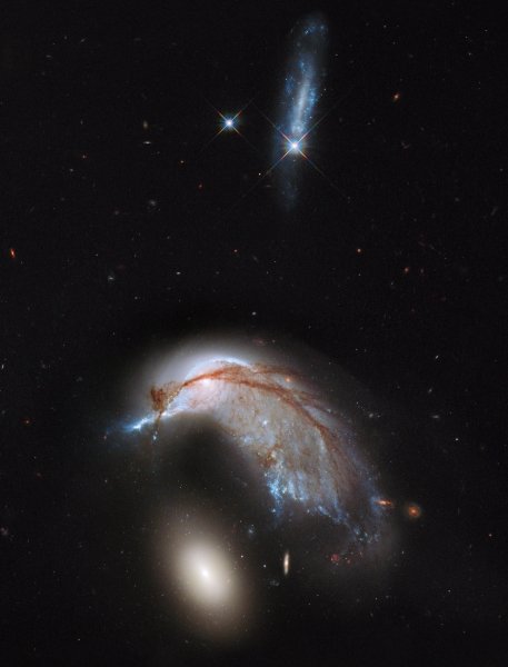 NGC 2936 + NGC 2937