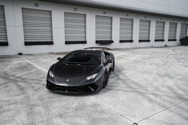 Lamborghini-performante-vag-warehouses-black