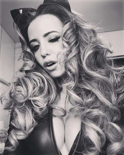 Надя Дорофеева