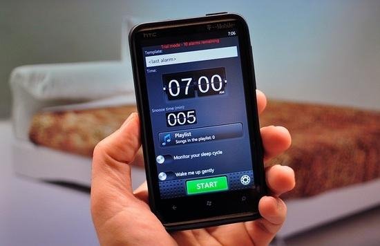 БУДИЛЬНИК для мобильного