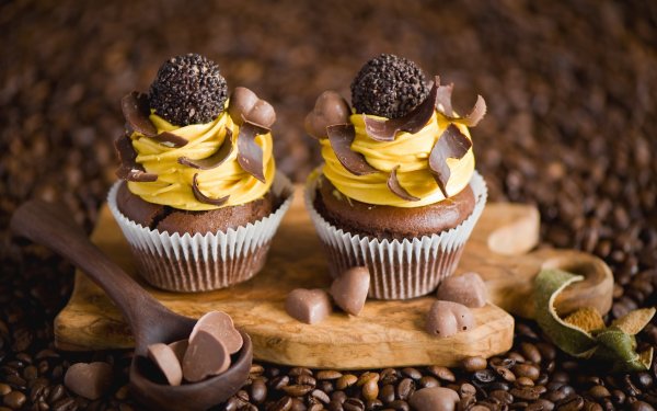 2 Small Cakes