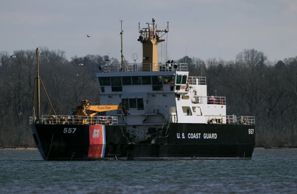 IMG viter59 USCGC Frank Drew