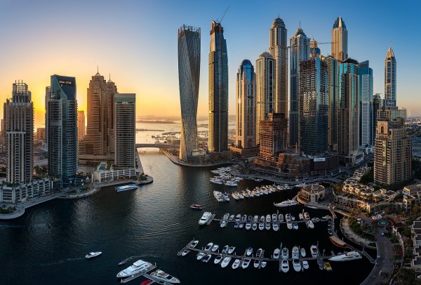 dubai-marina-dubai-uae-dubai-marina-dubai-oae-zaliv-gavan-ia