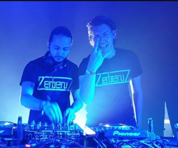 Zerberuz - I Got The Key