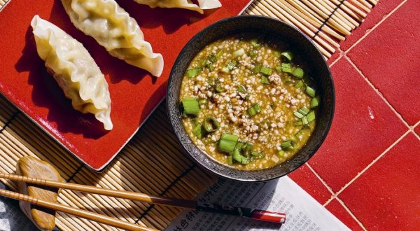 Ореховый соус для дамплингов с птицей