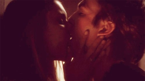 Kiss
