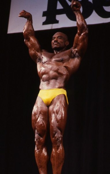 Sergio-Oliva-TWELVE-Original-35-MM-Color-Transparencies