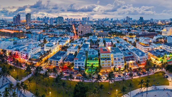 Miami DT Майами Даунтаун UHD Обои 8К