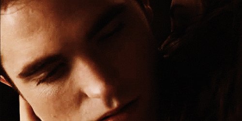 Breaking dawn Edward Cullen (1)