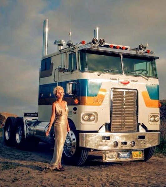 PETERBILT