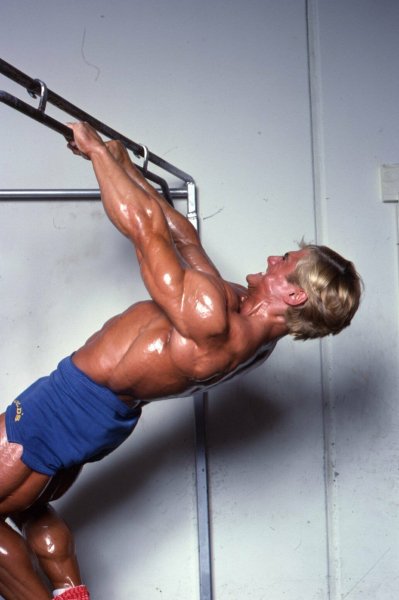 Tom-Platz-IFBB-Pro-Bodybuilder-An-Original-35 18