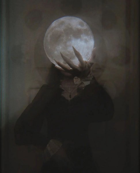 Темная луна