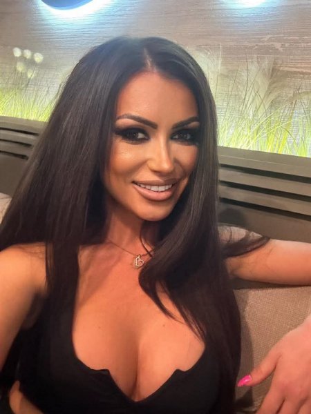 Неля Ковалева