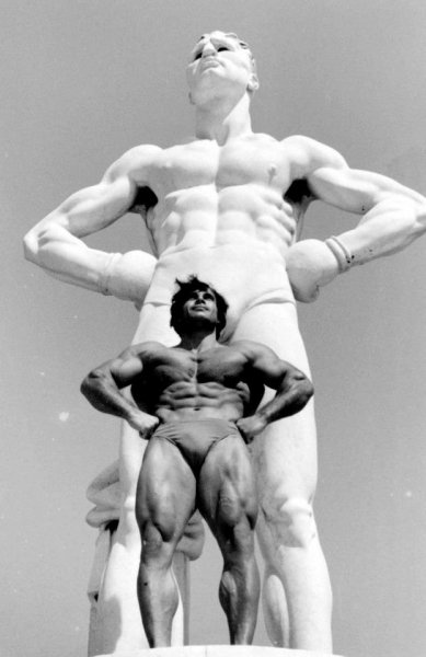 Franco-Columbu-7