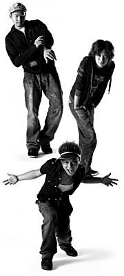 Home Made Kazoku - Freedom (Naruto Shippuuden- Ending 17)