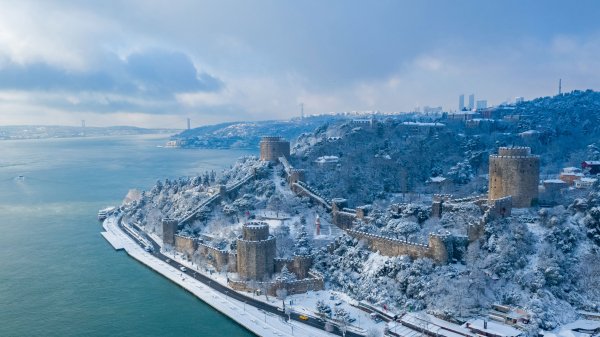 RumeliHisari ROW1338893788 UHD