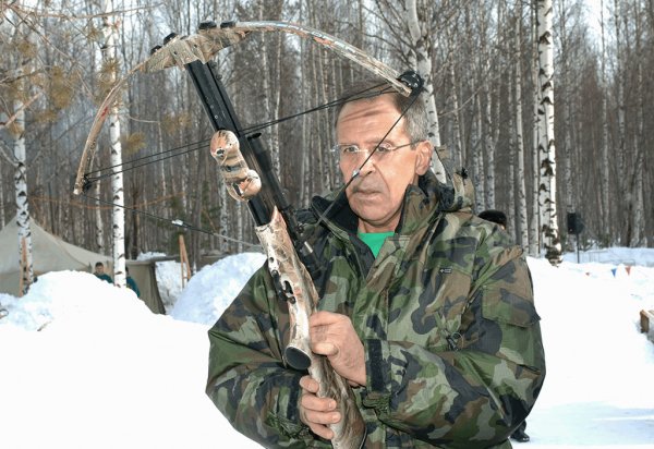 Сергей Лавров на охоте.original