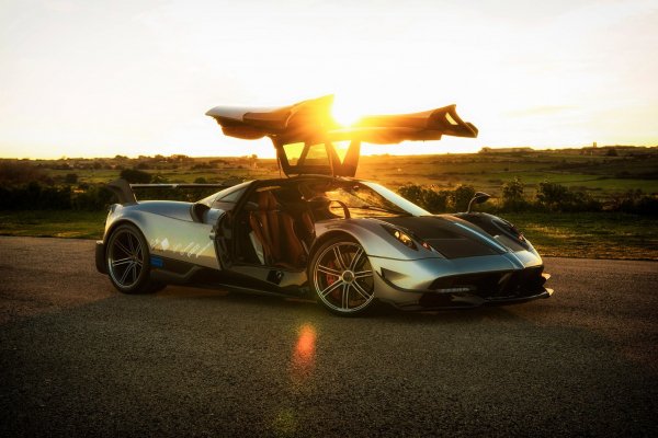 pagani-huayra-bc-luchi-solnce