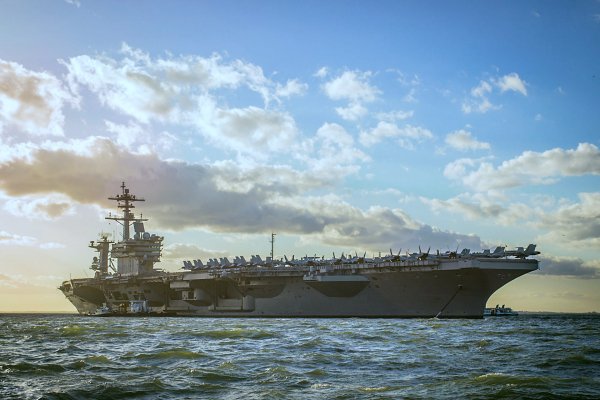 IMG viter59 USS George H. W. Bush CVN-77