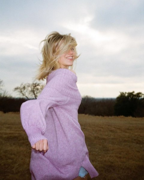 Tiffany Stringer - Damn Good Actress (Sefon.Pro)