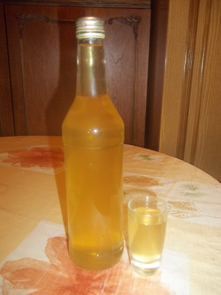 Классическая водка с медом и перцем